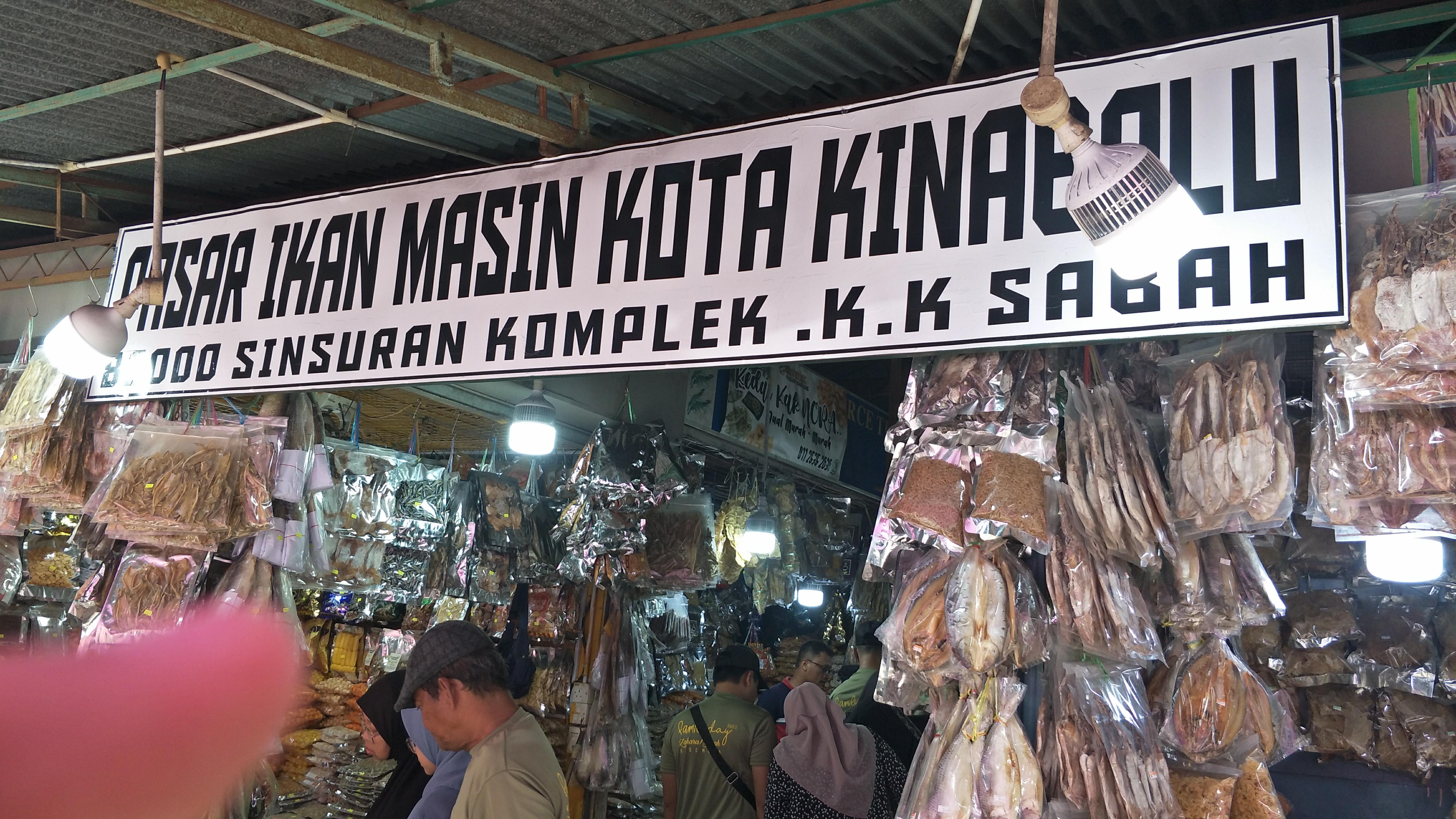 Gambar 8 Pasar Kraftangan Kota Kinabalu, Sabah
