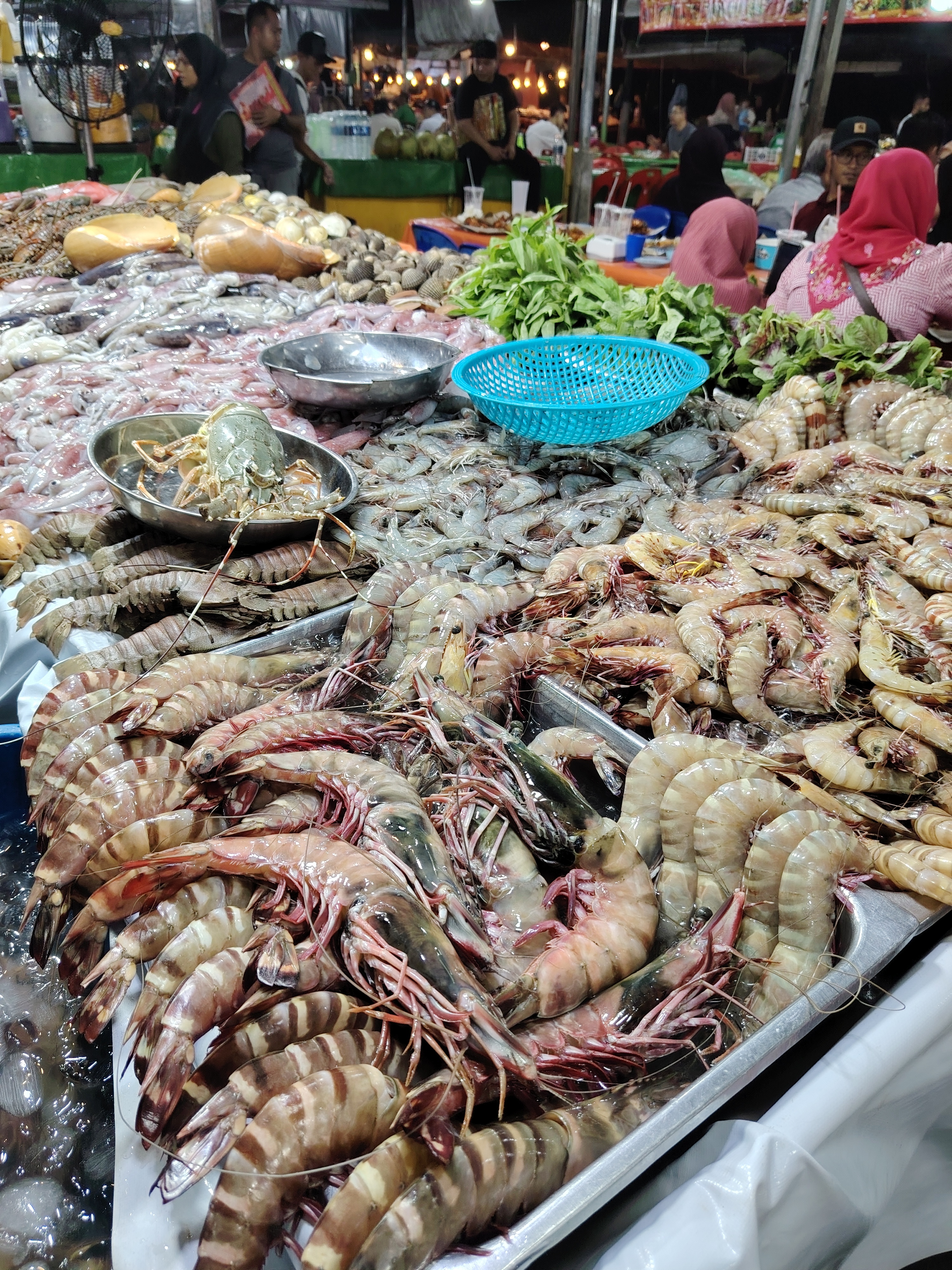 Gambar 10 Pasar Kraftangan Kota Kinabalu, Sabah
